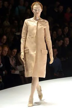 Look 10